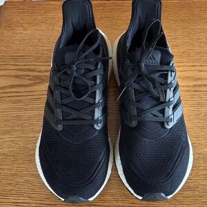 adidas Women’s Primeblue Black Athletic Shoes with White Sole